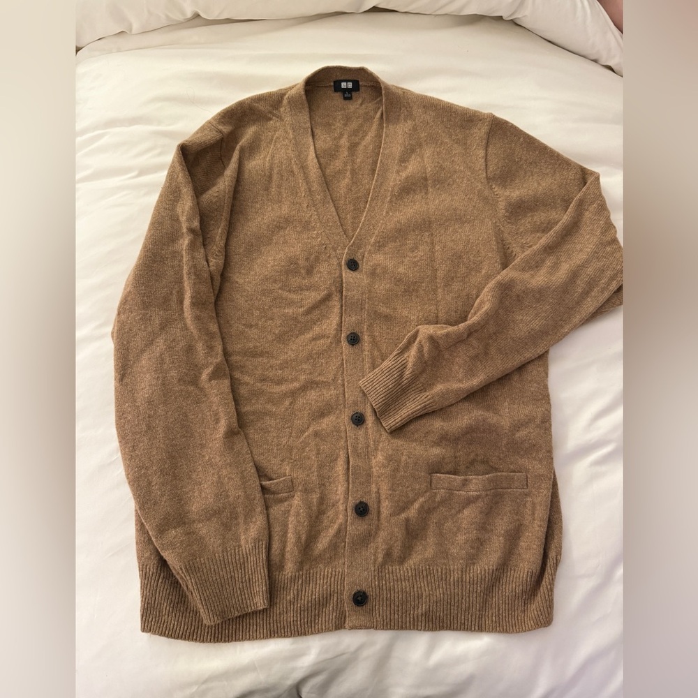 Uniqlo Men's Tan Cardigan Sweater